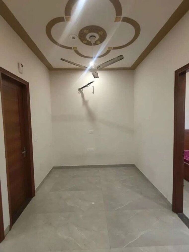 Room, sector 66 2 Bedroom 1000 Sq.Ft. Builder Floor In Sector 66 Mohali 10687510