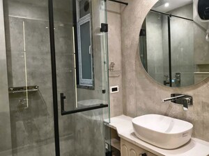Bathroom in 3 BHK Builder Floor at Sector 22 – for Rent