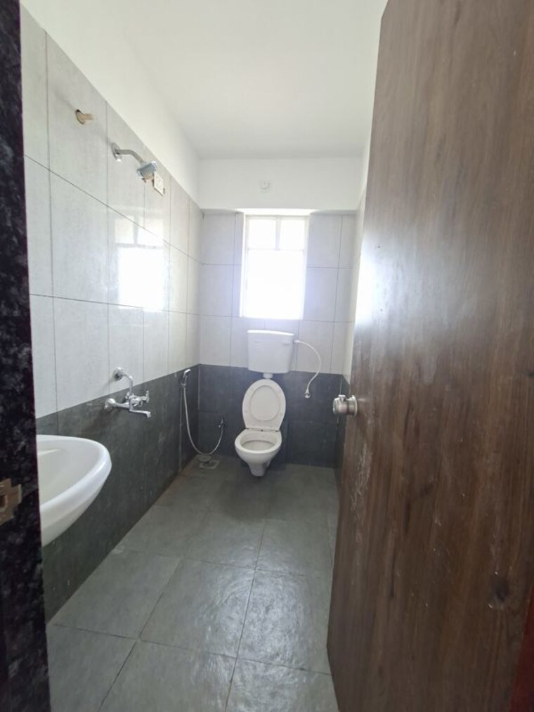Bathroom, dhanashree-anand 2 Bedroom 1080 Sq.Ft. Apartment In Handewadi Pune 10687511
