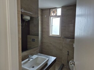 Bathroom in 3.5 BHK Apartment at M3M Merlin, Sector 67 – for Rent