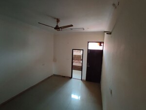 Room in 2 BHK Independent House at Sector 21 – for Rent