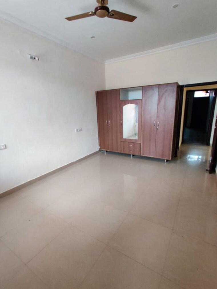 Room, sector 21 2 Bedroom 900 Sq.Ft. Independent House In Sector 21 Panchkula 10687518