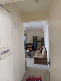 2 BHK Apartment For Rent in Bedarwals Sixty Three Golf Drive
