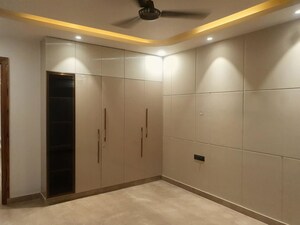 Building Lobby in 3 BHK Builder Floor at Palam Vihar – for Rent