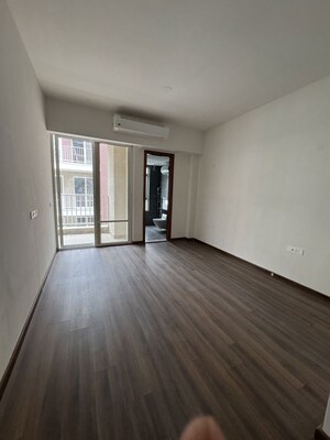 Room in 4 BHK Builder Floor at Adani Samsara, Sector 60 – for Sale