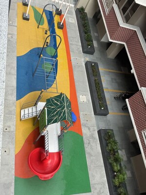 Team Area in 4 BHK Builder Floor at Adani Samsara, Sector 60 – for Sale
