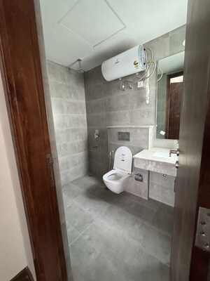 Washroom in 4 BHK Builder Floor at Adani Samsara, Sector 60 – for Sale