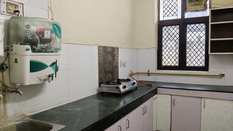 Kitchen, spring-field 1 Bedroom 125 Sq.Ft. Builder Floor In Sector 31 Faridabad 10687524