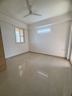 Room in 2 BHK Apartment at Arihant Arden, Sector 1 Greater Noida – for Sale