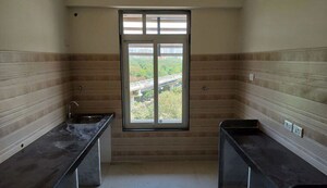 Room in 2 BHK Apartment at Sheth Avante, Kanjurmarg West – for Rent