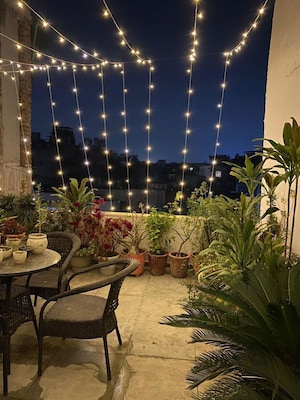 1 BHK Builder Floor – Garden View at Greater Kailash - for Rent