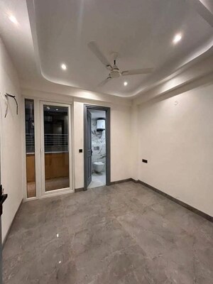 1 BHK Builder Floor For Rent in Saket