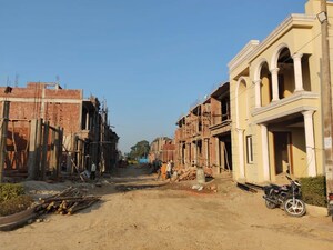  Plot For Sale in DLF Garden City, Mohanlalganj