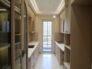 Building Lobby in 3 BHK Builder Floor at Sector 22 – for Rent