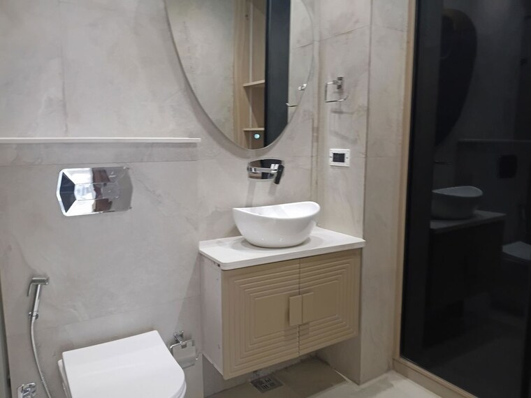 Bathroom, sector 22 3 Bedroom 1550 Sq.Ft. Builder Floor In Sector 22 Gurgaon 10687600