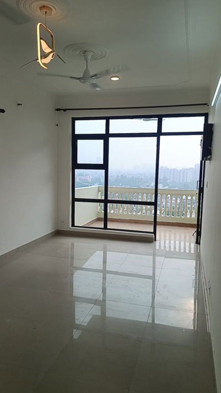Room, palam vihar 3 Bedroom 250 Sq.Yd. Builder Floor In Palam Vihar Gurgaon 10687609