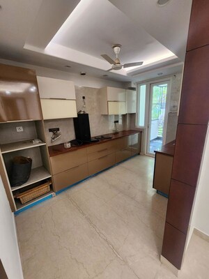 Living Room in 3 BHK Builder Floor at Sector 23 – for Rent