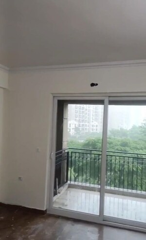 Room in 3 BHK Apartment at ATS Golf Meadows, Central Derabassi – for Rent