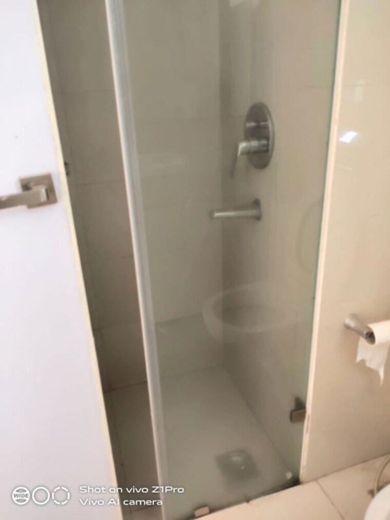 Bathroom, emaar-the-palm-drive-the-premier-terraces 3 Bedroom 1950 Sq.Ft. Apartment In Sector 66 Gurgaon 10687661