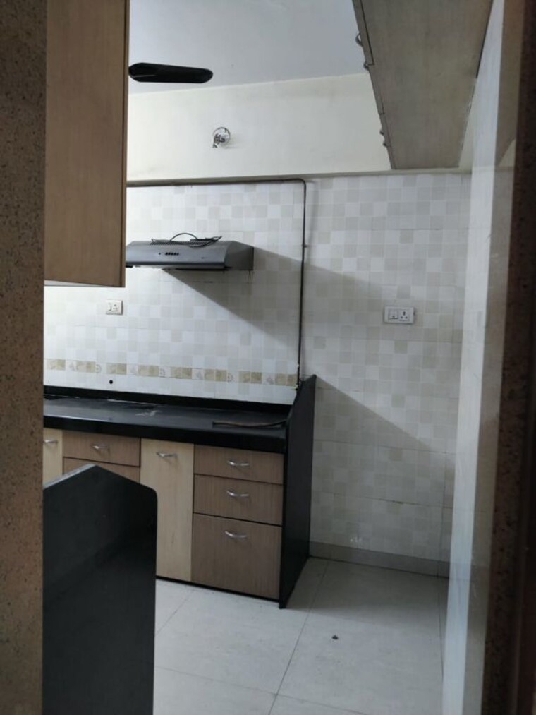Kitchen, avant-hillway 2 Bedroom 618 Sq.Ft. Apartment In Goregaon East Mumbai 10687699