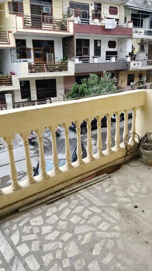 Balcony in 2 BHK Builder Floor at Spring Field, Sector 31 – for Sale