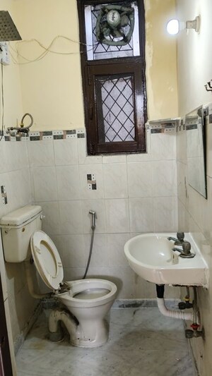 Bathroom in 2 BHK Builder Floor at Spring Field, Sector 31 – for Sale