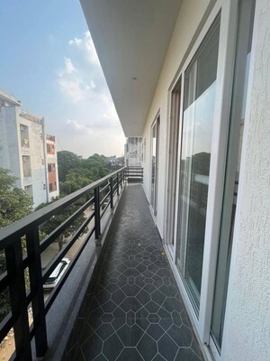 Balcony in 1 BHK Builder Floor at Realtech The Luxurium, Sushant Lok I – for Rent