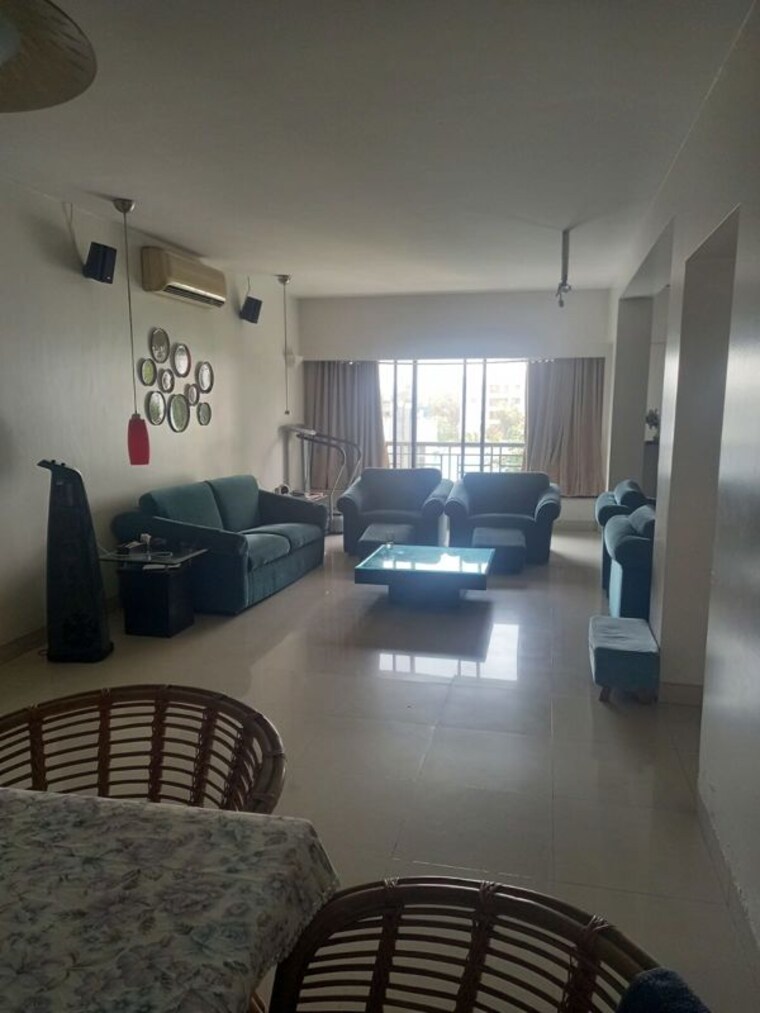 Living Room, kumar-presidency 3 Bedroom 1500 Sq.Ft. Apartment In Koregaon Park Pune 10687648