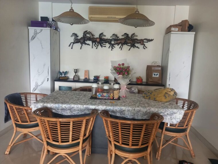 Dining area, kumar-presidency 3 Bedroom 1500 Sq.Ft. Apartment In Koregaon Park Pune 10687648