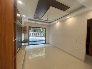 4 BHK Builder Floor For Rent in Sector 22