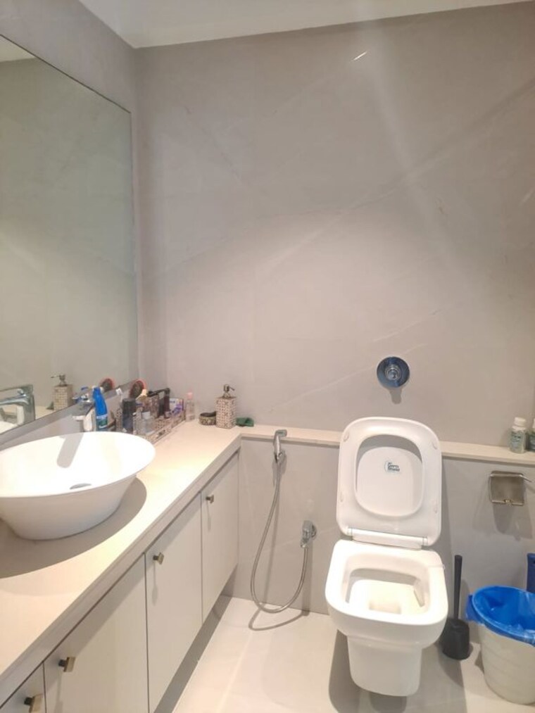 Bathroom, aum-artha 3 Bedroom 1160 Sq.Ft. Apartment In Khar West Mumbai 10687726