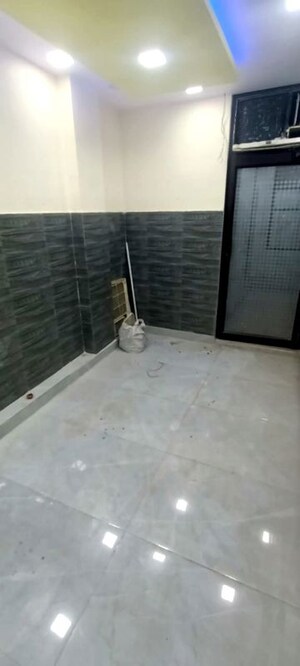 Floor Plan in  Office Space at Vijay Enclave – for Rent