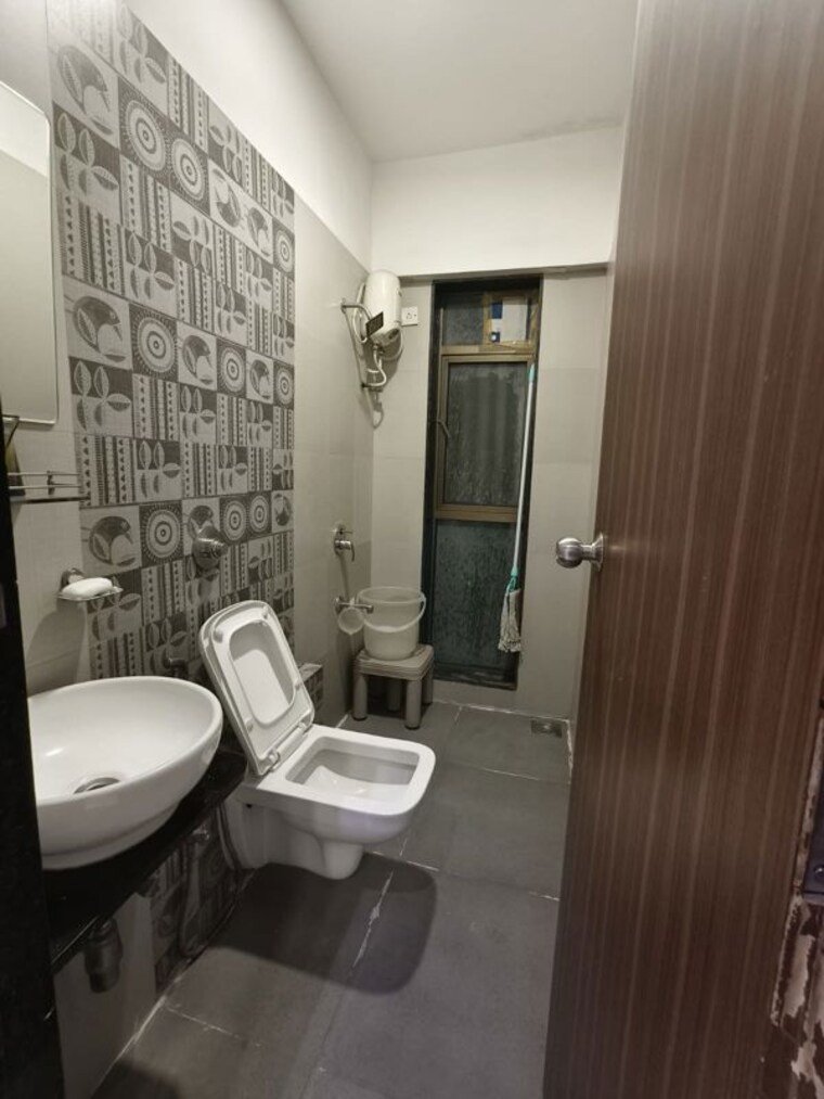 Bathroom, garden-view-apartments-vile-parle 2 Bedroom 625 Sq.Ft. Apartment In Vile Parle West Mumbai 10687760