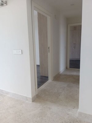 Room in 3 BHK Apartment at Ireo The Corridors, Sector 67a – for Rent