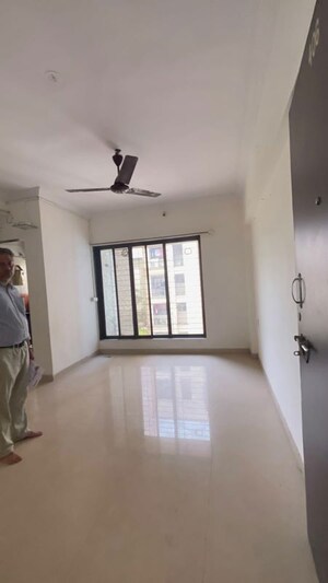 1 BHK Apartment For Rent in Sai Baba Vihar Complex, Ghodbunder Road