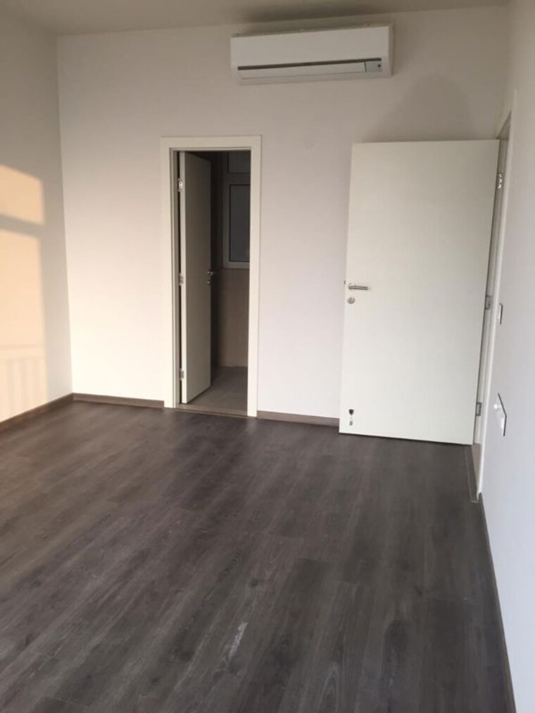 Room, ireo-the-corridors 3.5 Bedroom 1927 Sq.Ft. Apartment In Sector 67a Gurgaon 10687775