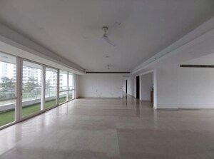 Room in 4 BHK Apartment at Krrish Provence Estate, Gurgaon Faridabad Road – for Rent