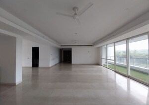 Room in 4 BHK Apartment at Krrish Provence Estate, Gurgaon Faridabad Road – for Rent