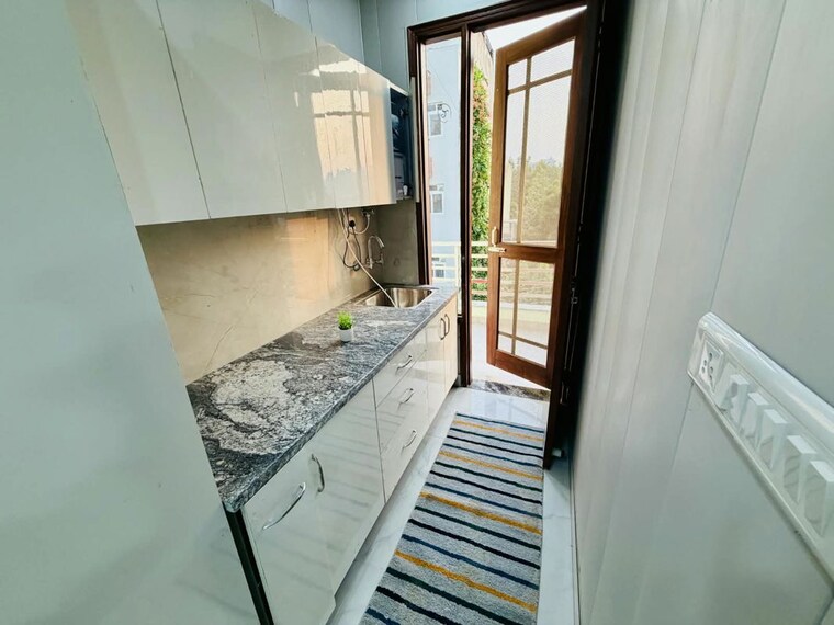 Balcony, dlf-westend-heights 4 Bedroom 2700 Sq.Ft. Apartment In Sector 53 Gurgaon 10687806