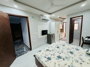 Bedroom in 4 BHK Apartment at DLF Westend Heights, Sector 53 – for Rent