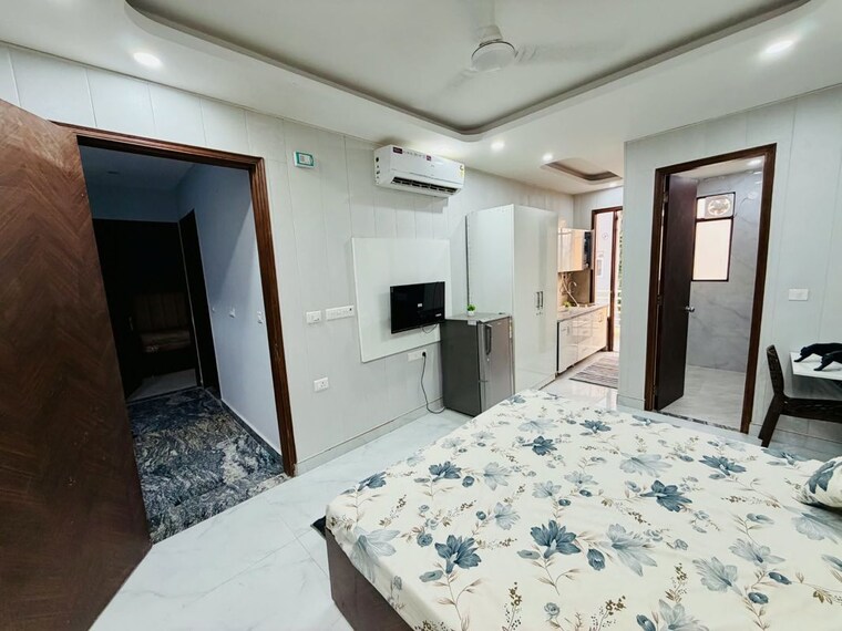 Bedroom, dlf-westend-heights 4 Bedroom 2700 Sq.Ft. Apartment In Sector 53 Gurgaon 10687806