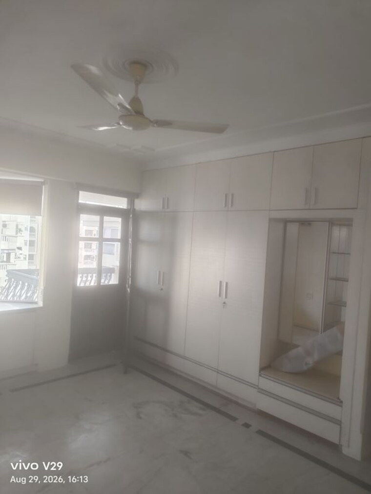 undefined, dlf-trinity-towers 4 Bedroom 2558 Sq.Ft. Apartment In Dlf Phase V Gurgaon 10687809