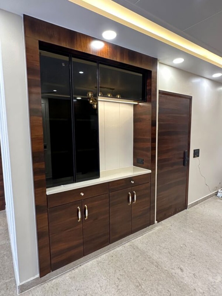 Kitchen, ansal-esencia-sovereign-floors 4 Bedroom 300 Sq.Ft. Builder Floor In Sector 67 Gurgaon 10687811