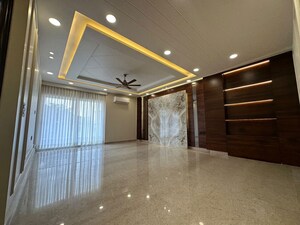 4 BHK Builder Floor For Sale in Ansal Esencia - Sovereign Floors, Sector 67
