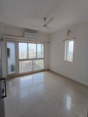 1 BHK Apartment For Rent in Omkar Signet, Malad East