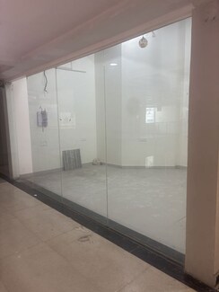 Retail Shop For Sale in Spectrum Metro