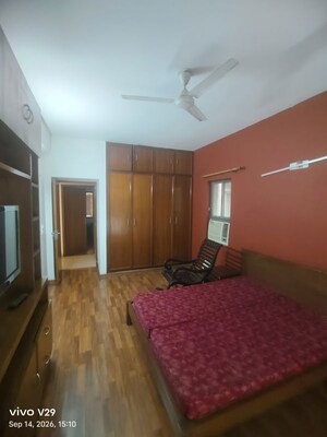 2 BHK Apartment For Rent in Unitech Heritage City, Sector 25