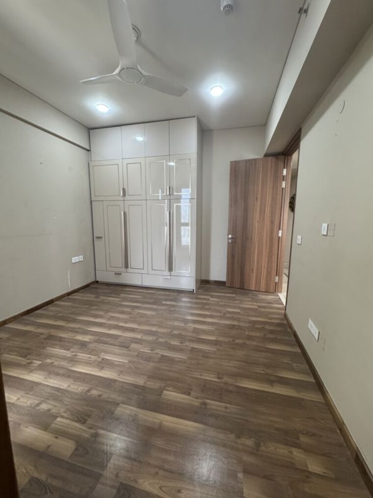 Kitchen, emaar-digi-homes 3.5 Bedroom 2589 Sq.Ft. Apartment In Sector 62 Gurgaon 10687816