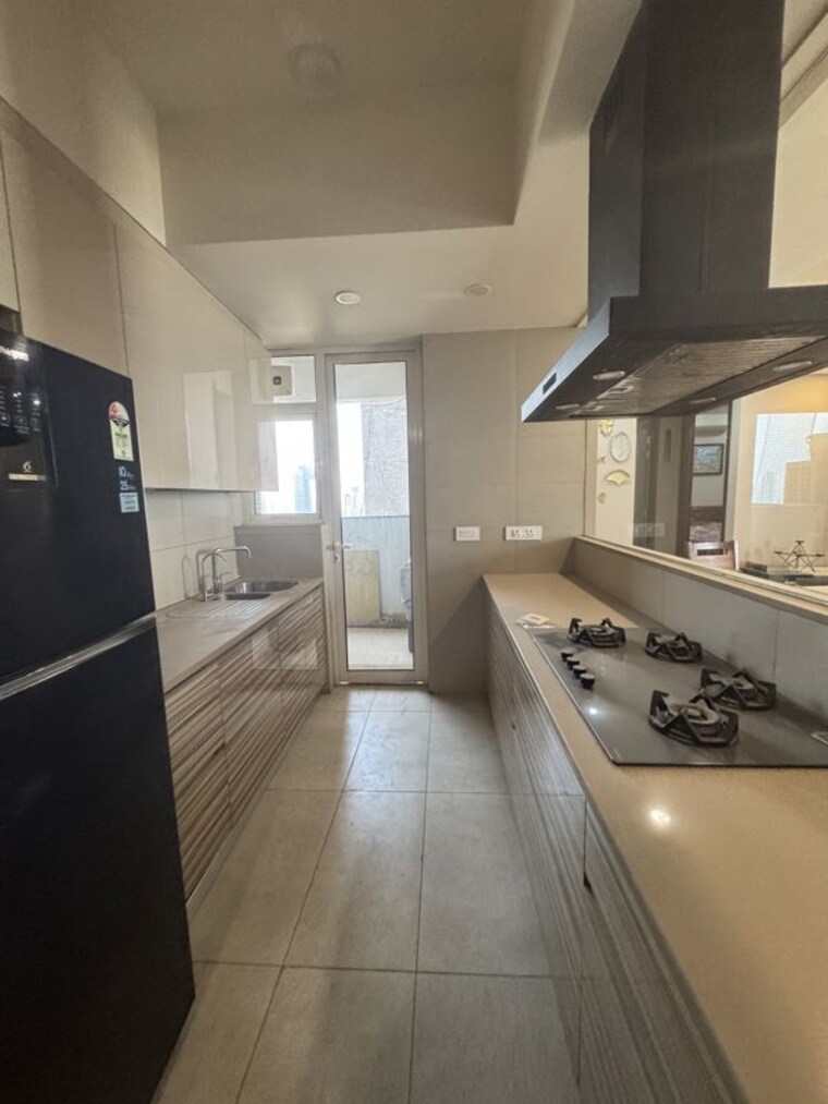 Kitchen, emaar-digi-homes 3.5 Bedroom 2589 Sq.Ft. Apartment In Sector 62 Gurgaon 10687816