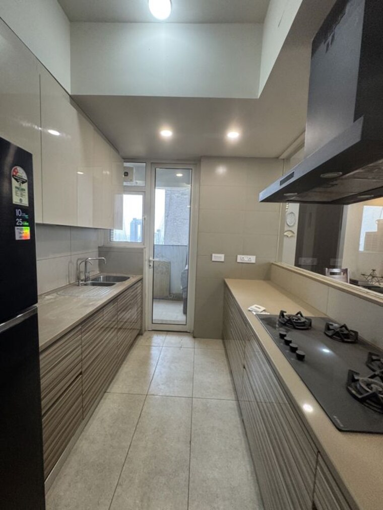 Kitchen, emaar-digi-homes 3.5 Bedroom 2589 Sq.Ft. Apartment In Sector 62 Gurgaon 10687816